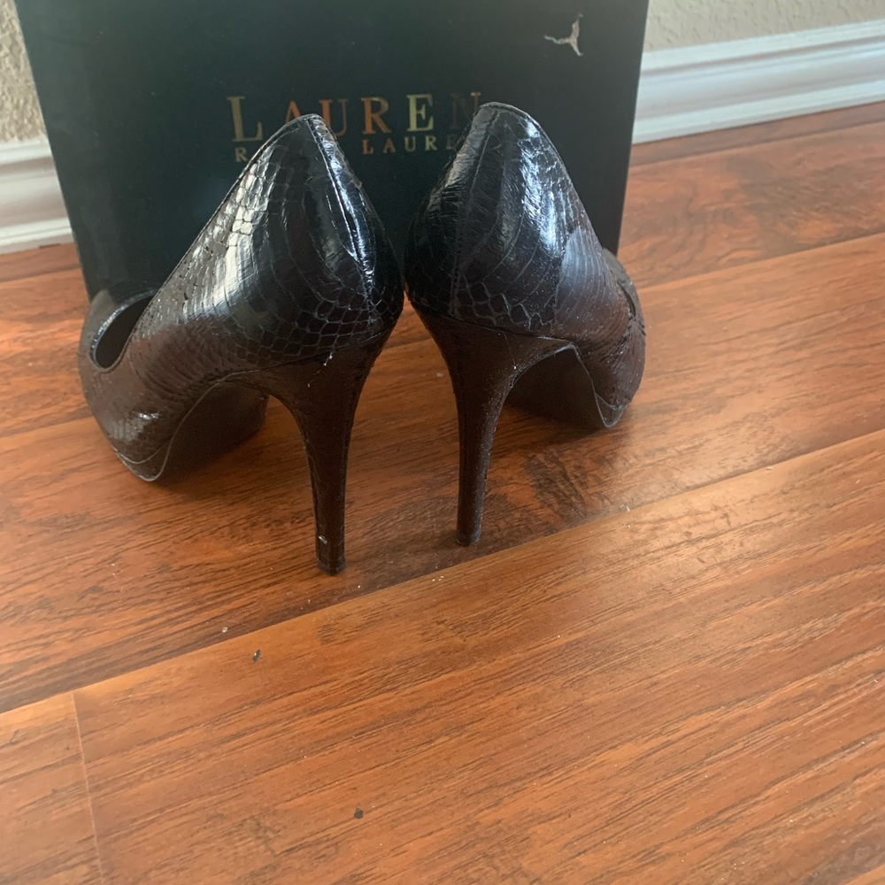 Ralph Lauren heels - Picture 2 of 5